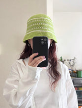 Load image into Gallery viewer, Owl Dot Hat【糸とレシピのキット】
